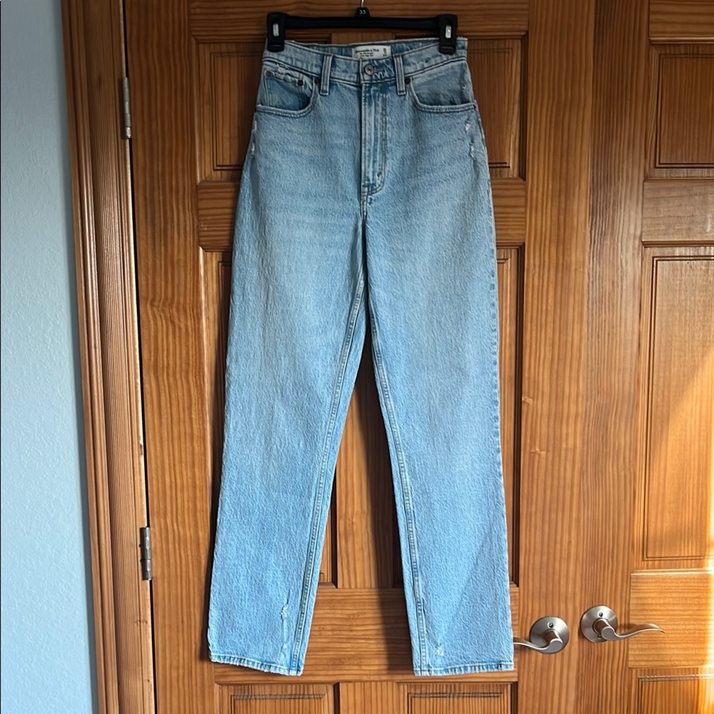 Women’s Abercrombie Straight Jeans